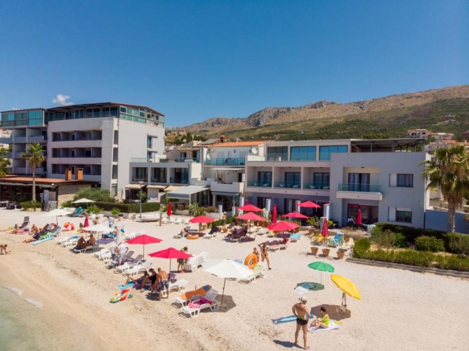 Standard Double room with balcony and with sea view