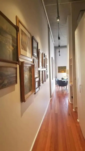 Stylish Warehouse Convert 2 Bedroom Apartment