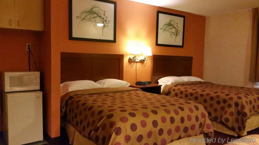 Americas Best Value Inn Foxboro