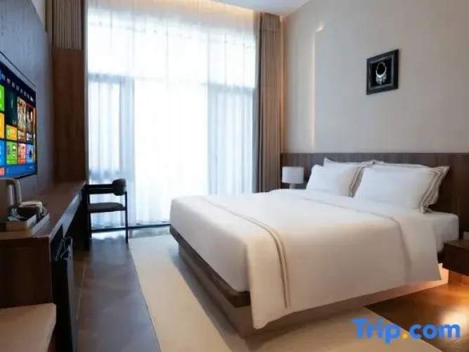 Standard Double room with lake view