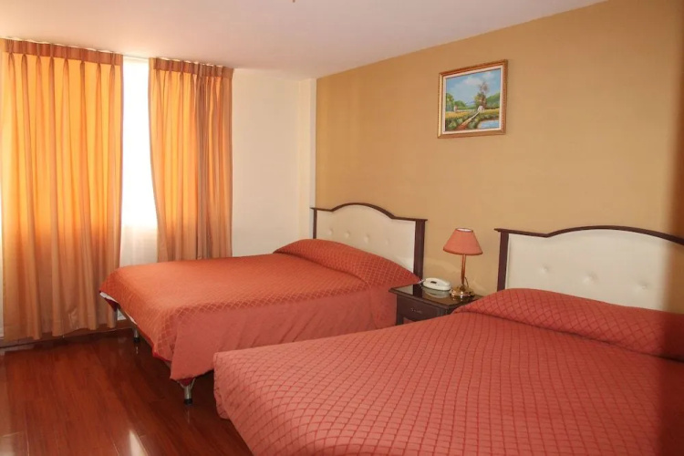 Hotel Luxor