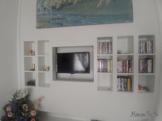 2 Bedrooms Cottage