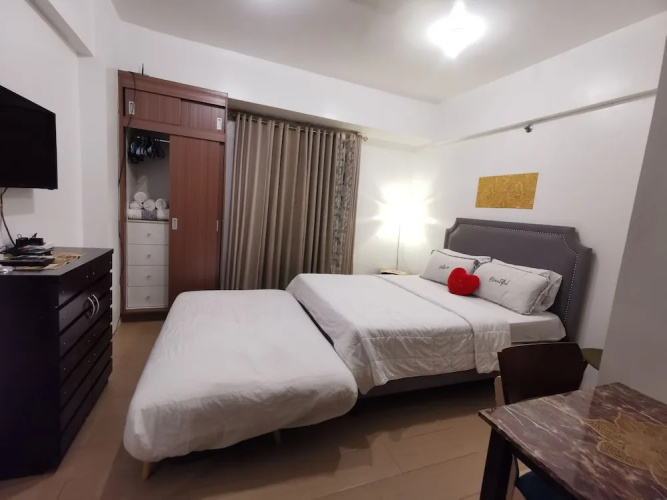 Cecillian Place Condotel