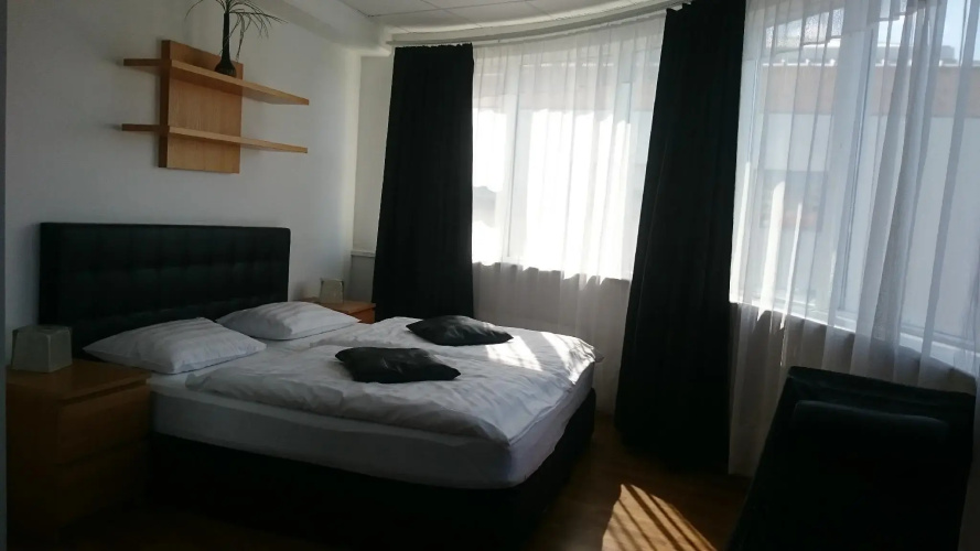 4th floor hotel