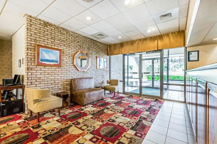 Comfort Inn
