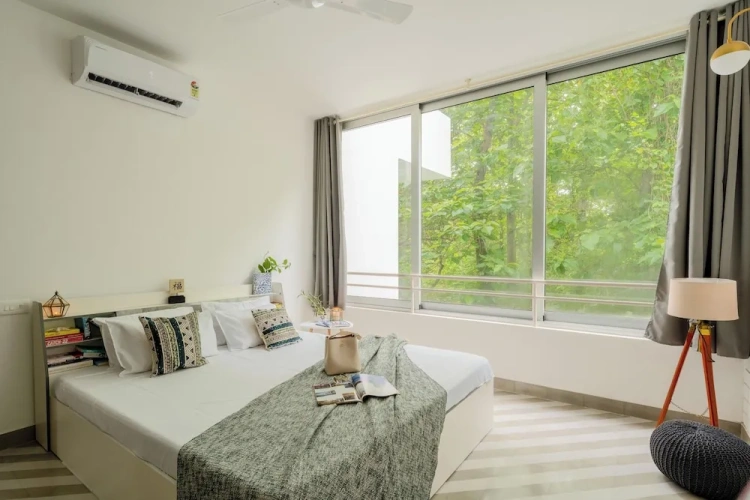 2 Bedrooms Apartment with balcony
