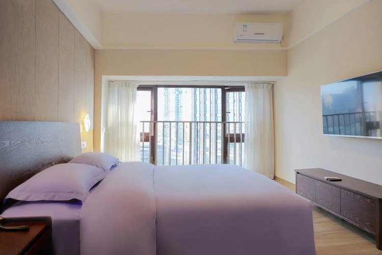 Donghua Apartment