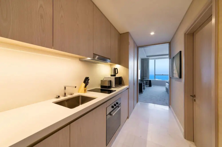 Luxury Studio w Dreamy Views Over Palm Jumeirah