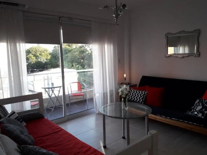 Francia Apartment II
