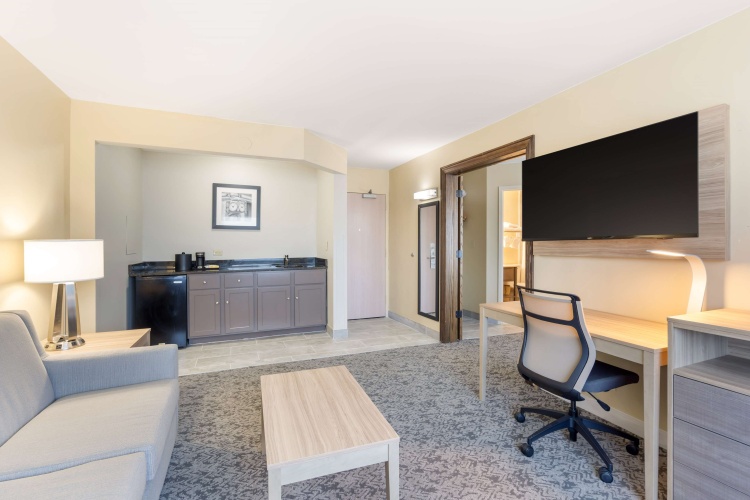 1 Bedroom Double Suite