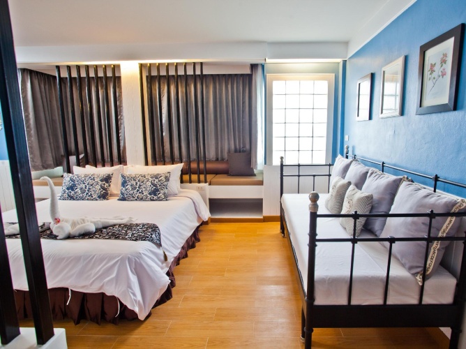 Standard Family room
