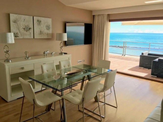 Aleysa Playa Aparthotel