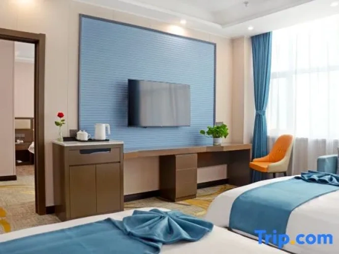 Luxury Family Suite