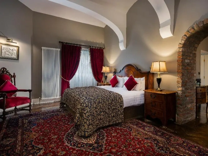 Standard Suite