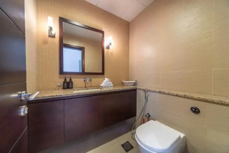 Pvt Beach Andaaz Residence