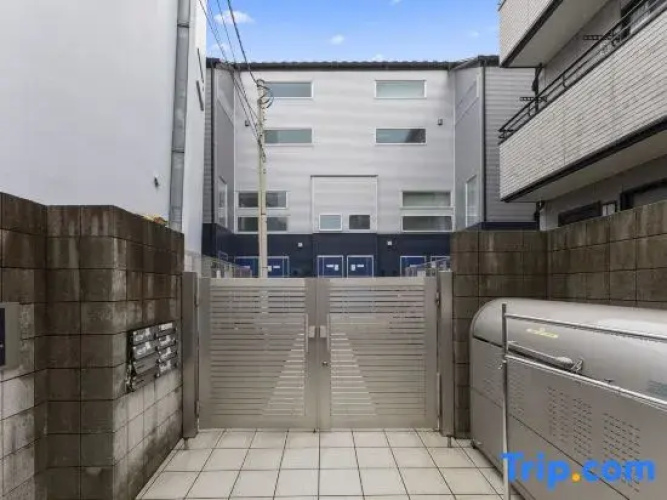 Shibuya ANON 103