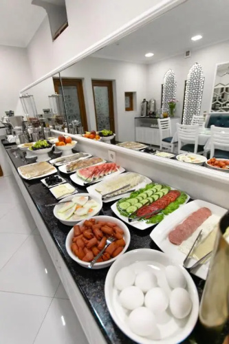 Registon Saroy Hotel