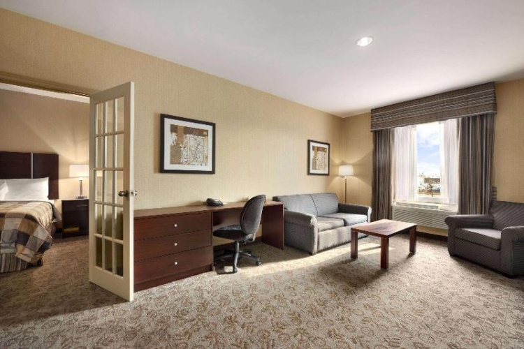 Double Suite