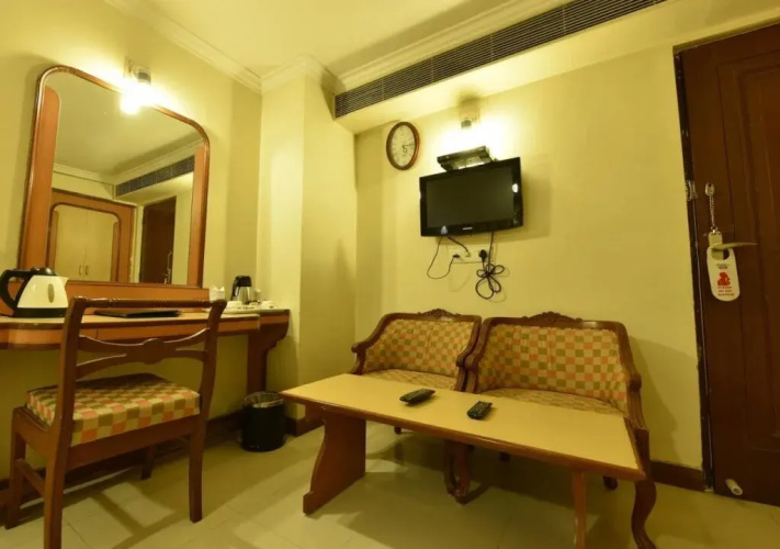 Epsilon The Hotel