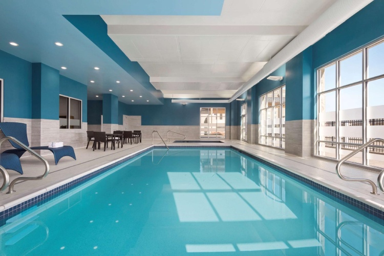 Hampton Inn & Suites by Hilton Kelowna Airport photo 12