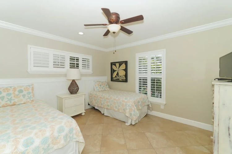 Lighthouse Lagoon Apartment 5
