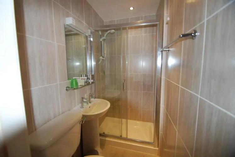 Standard Triple room with sea view