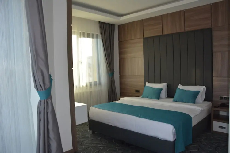 Winter City Hotel