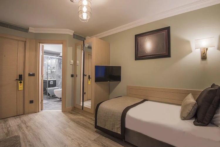 Standard Double room with garden view