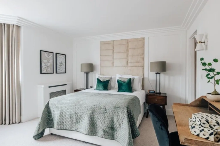 2 Bedrooms Deluxe Apartment