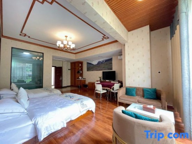 Economy room