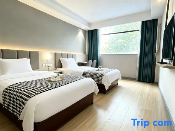 Premium Twin room