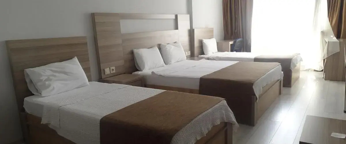 Renq Hotel