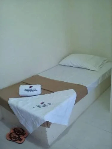 Dolphin Bajet Hotel