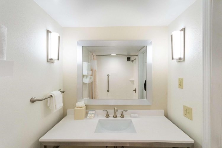Quadruple Junior Suite