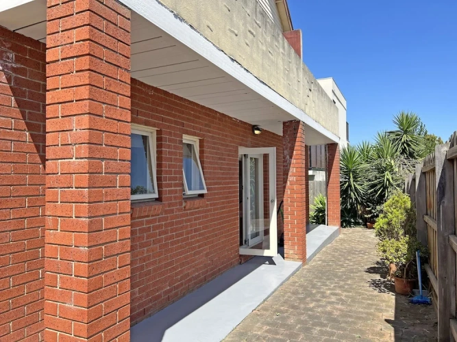 Comfort Double Apartment with courtyard view