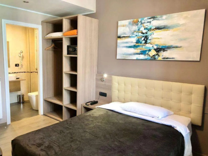 Folen Hotel