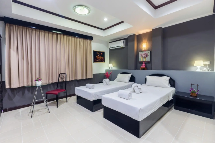 Deluxe Twin room