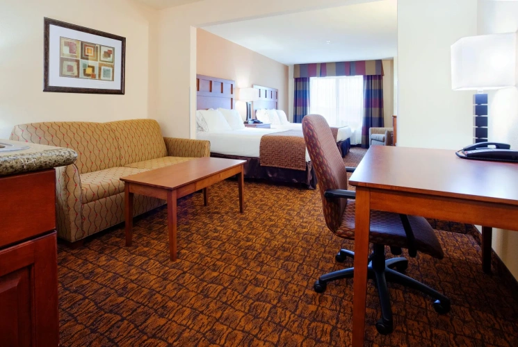 Quadruple Suite