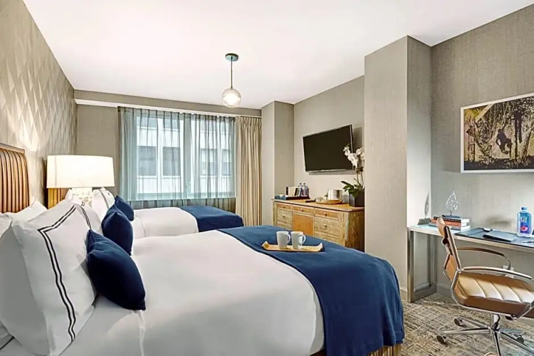 Deluxe Quadruple room