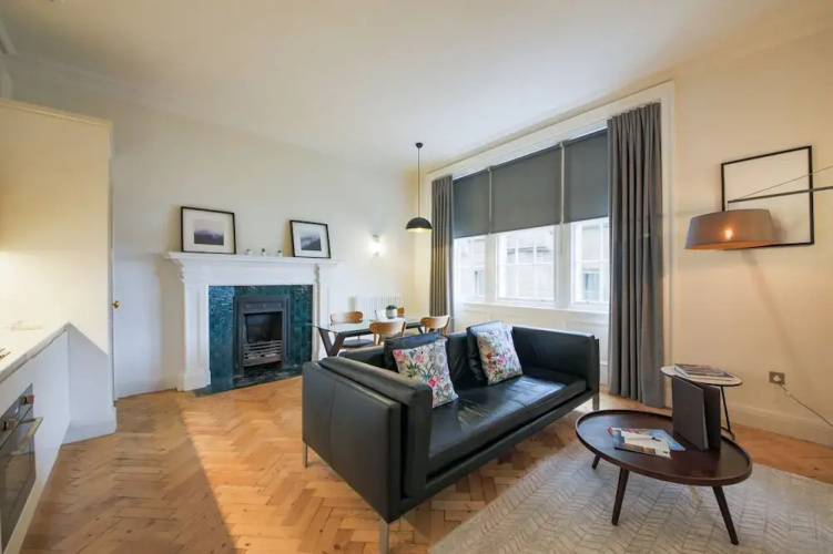 Linton Collection - The West Wing