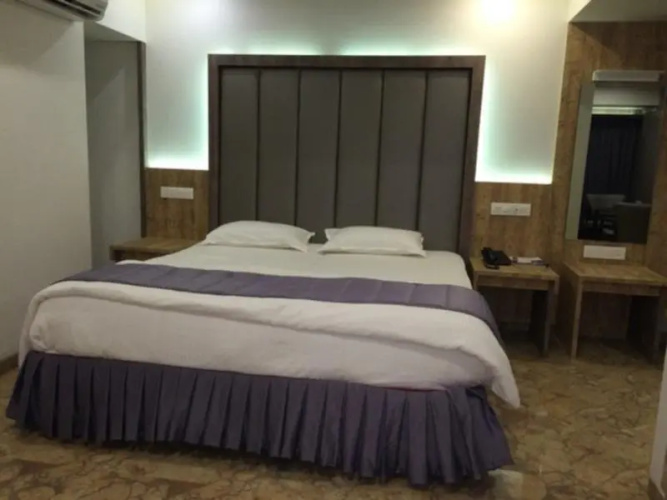 Hotel Nimantran Residency