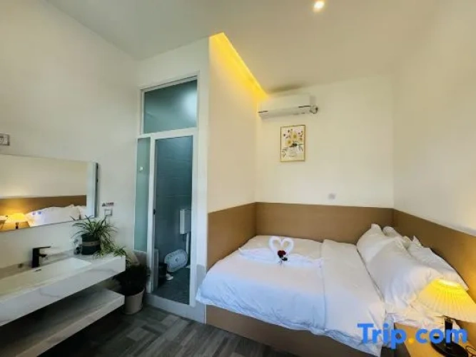 Standard Double room with garden view