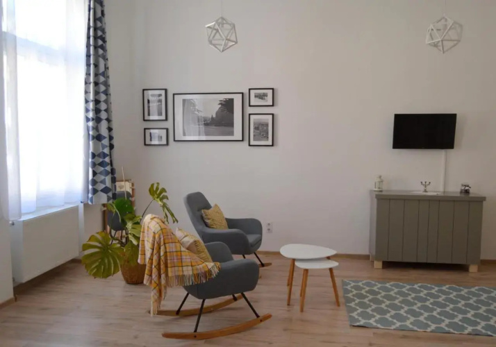 Charming Central Apartments