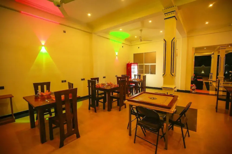 Yala River Front Hotel & Restaurant