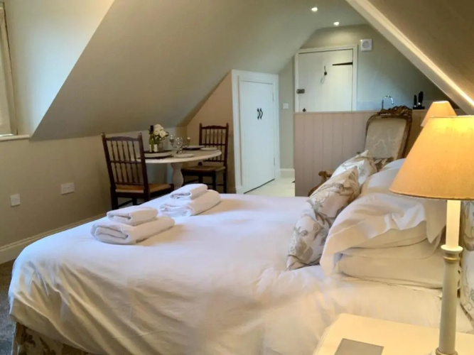 Fox Inn