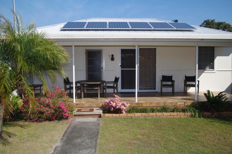 3 Bedrooms Cottage