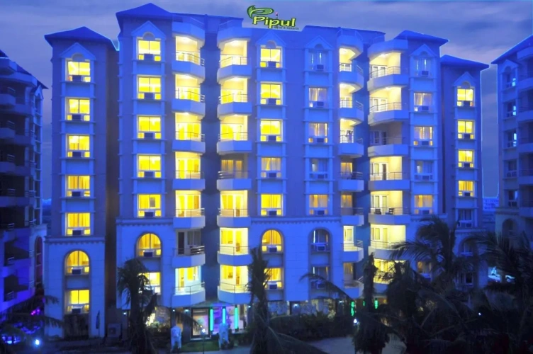 Suite with balcony