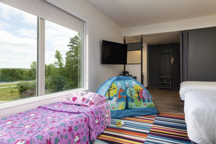 Aloft Omaha Aksarben Village
