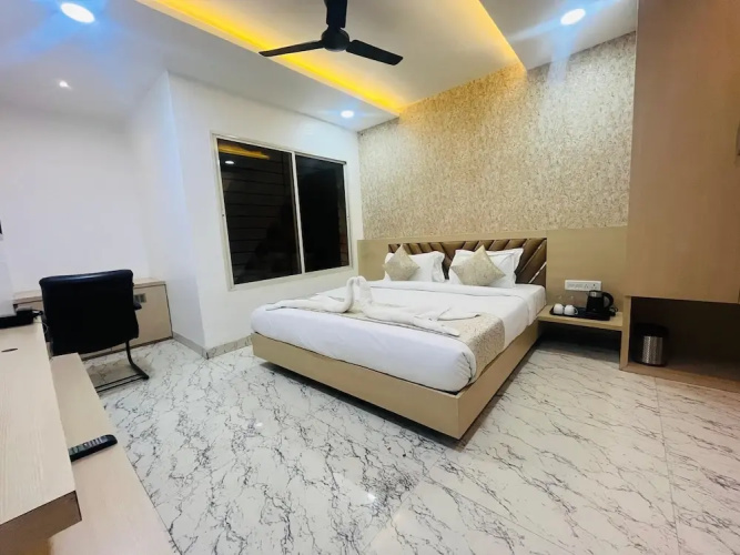 B&B Estrella Hotel And Resort