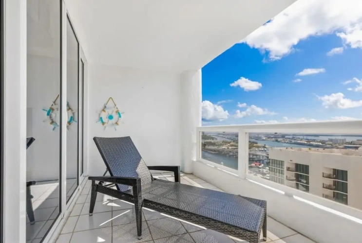 1 Bedroom Apartment